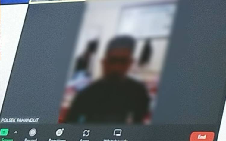 Pencuri Handphone di Dashboard Motor Dituntut 1 Tahun Penjara