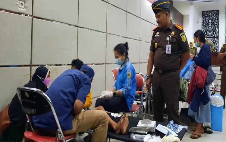 Kejari Palangka Raya Gelar Sunatan Massal