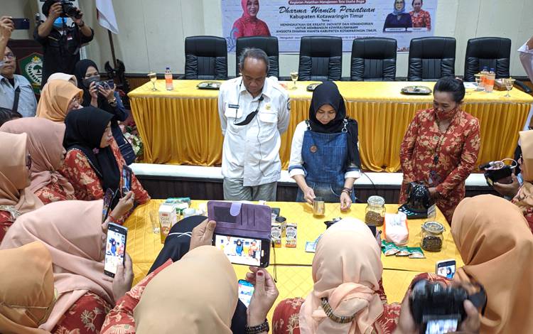 DWP Kotim Gelar Pelatihan Manajemen Tata Usaha Boga