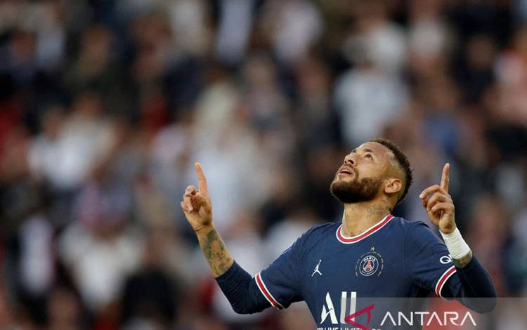 Guardiola Bantah Kabar Soal Ditawarkannya Neymar ke Manchester City