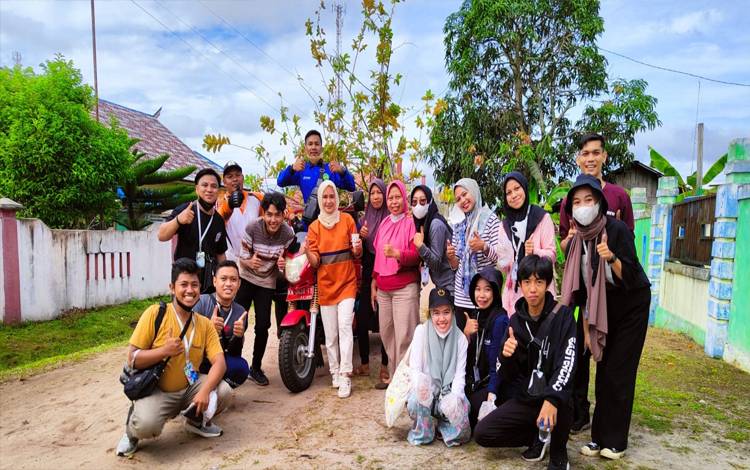 Lurah Kalampangan Pimpin Aksi Bersih-Bersih TPS3R untuk Wujudkan Adipura