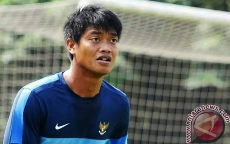 Arema FC Pensiunkan Nomor Punggung 1 Demi Kurnia Meiga