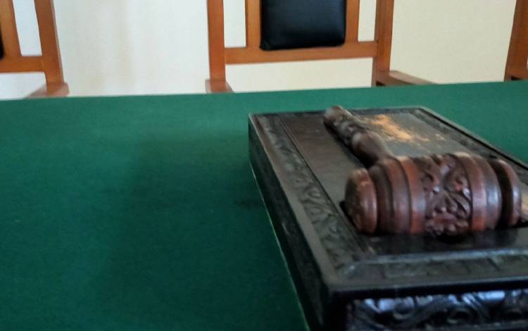Terdakwa Pengangkut Kayu Tanpa Keterangan Sah Dihukum 18 Bulan Penjara