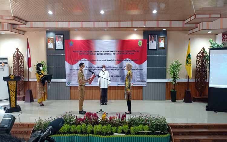 Pemko Palangka Raya Tingkatkan Indeks Kesejahteraan Masyarakat dengan Gemar Membaca
