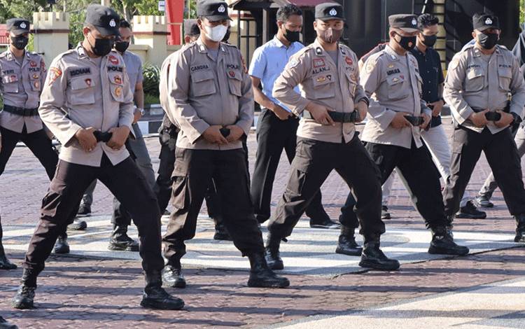 Polres Seruyan Latihan Dalmas Tingkatkan Kemampuan Personel