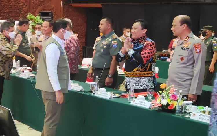 Wagub Kalteng Ikuti Rakorsus Penanganan Karhutla Bersama Kementrian dan BNPB