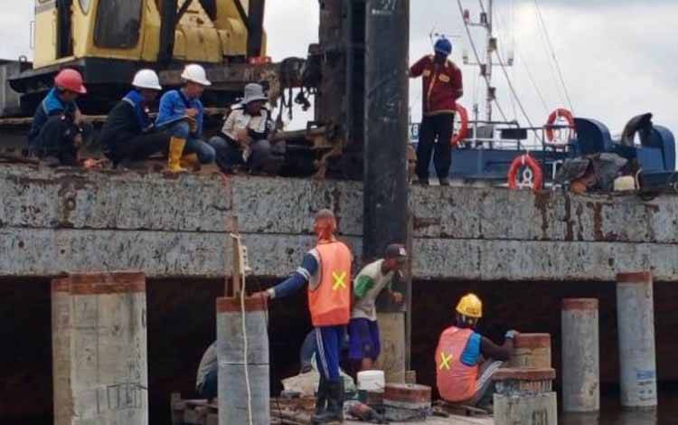 Pekerjaan Fisik Pelabuhan Perikanan Kuala Pembuang Sudah 54 Persen