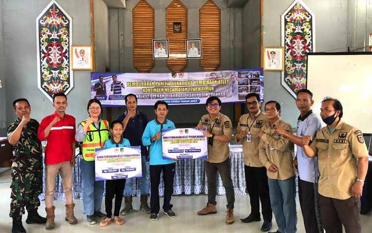Pemerintah Kacamatan Teweh Timur Pembubaran Panitia sekaligus Pembinaan Atlet Kontingen Porkab 2022
