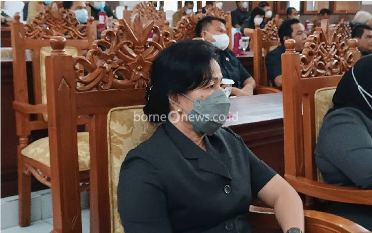 Ini Maksud DPRD Gumas Imbau Masyarakat Kibarkan Bendera Merah Putih di Halaman