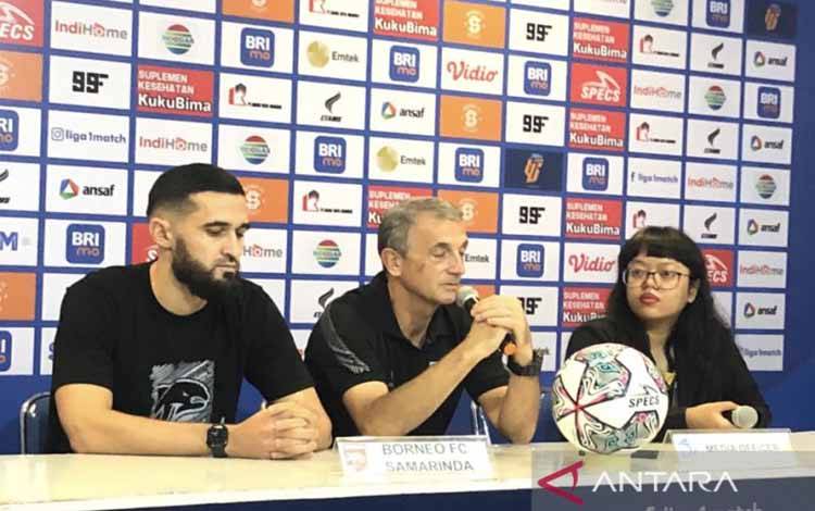 Pelatih Borneo FC Akui Persib Bandung Lawan Berat