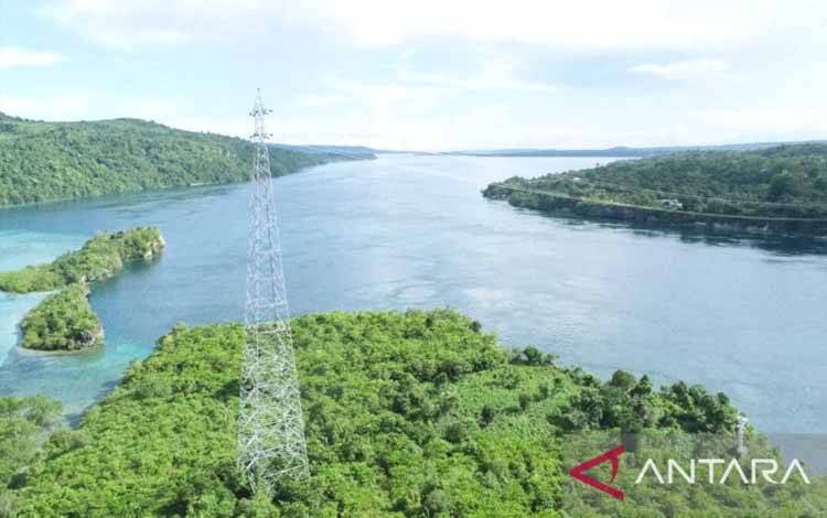 PLN Bangun Transmisi Antarpulau Pertama di Sulawesi Tenggara