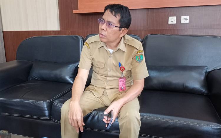 Kadis PUPR Janjikan Lelang Pekerjaan Jalan Sarapat Selesai Minggu Depan