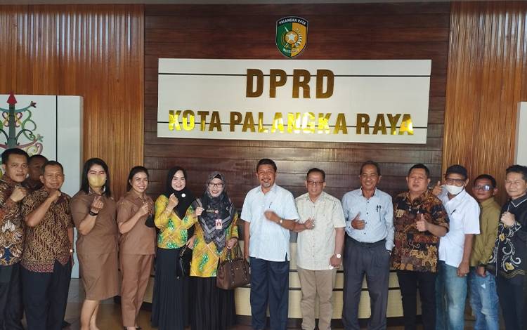 DPRD Palangka Raya Terima Kunker DPRD Tapin Bahas Penyelenggaraan PAUD dan Pendidikan Dasar