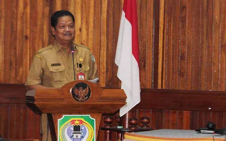 Sekda Seruyan Djainuddin Noor mewakili Bupati Seruyan membuka Pelatihan Sistem Pengendalian Intern Pemerintah, Selasa 9 Agustus 2022 (Foto: Protokol Seruyan)