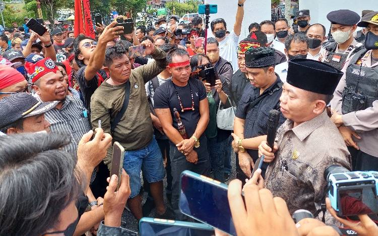 Ketua DPRD Kalteng Sarankan Pemda Sediakan WPR untuk Masyarakat