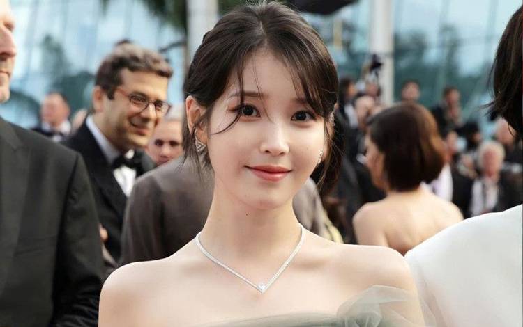 Aktris dan penyanyi asal Korea IU atau yang bernama asli Lee Ji Eun (ANTARA/Instagram @dlwlrma)