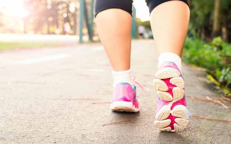 Studi: Jalan Kaki 2 Menit Setelah Makan Turunkan Risiko Diabetes