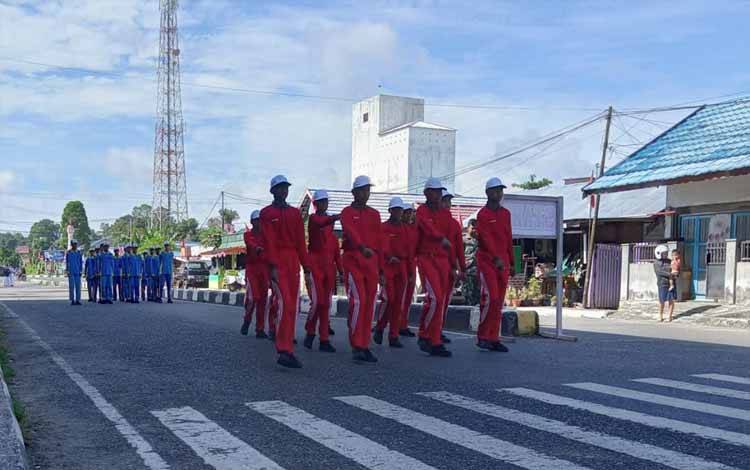 Sambut HUT RI ke 77, Puluhan Sekolah Ikuti Lomba Gerak Jalan