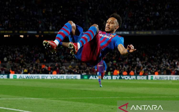 Barcelona Minta Rp451 Miliar ke Chelsea untuk Aubameyang