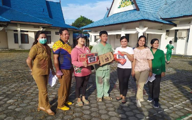 Meriahkan Hari Kemerdekaan RI, RSUD Kuala Kurun Gelar Lomba Lari Balon hingga Kata Berantai