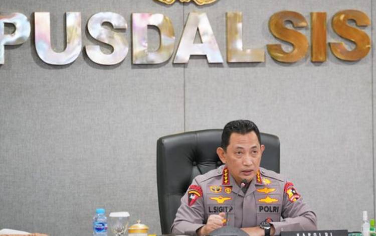 Kapolri Minta Jajaran Raih Kembali Kepercayaan Publik