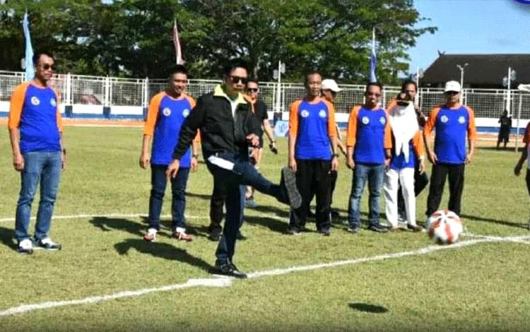 Festival Sepak Bola Usia Dini U-11 dan U-13 se-Das Barito Resmi Dibuka