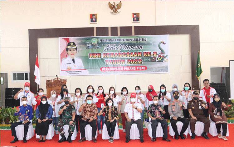 Bupati Pulang Pisau Apresiasi Karya Peserta KKN Kebangsaan
