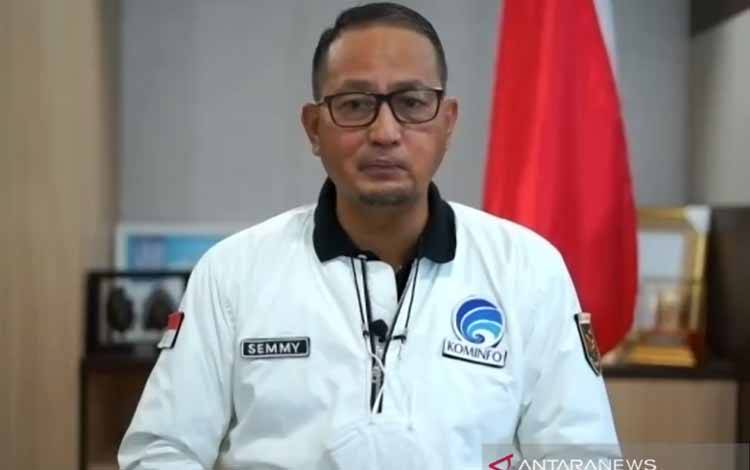 Direktur Jendral Aplikasi Informatika Kementerian Kominfo Semuel Abrijani Pangerapan dalam webinar, Jumat (10/9/2021). (ANTARA/Livia Kristianti)