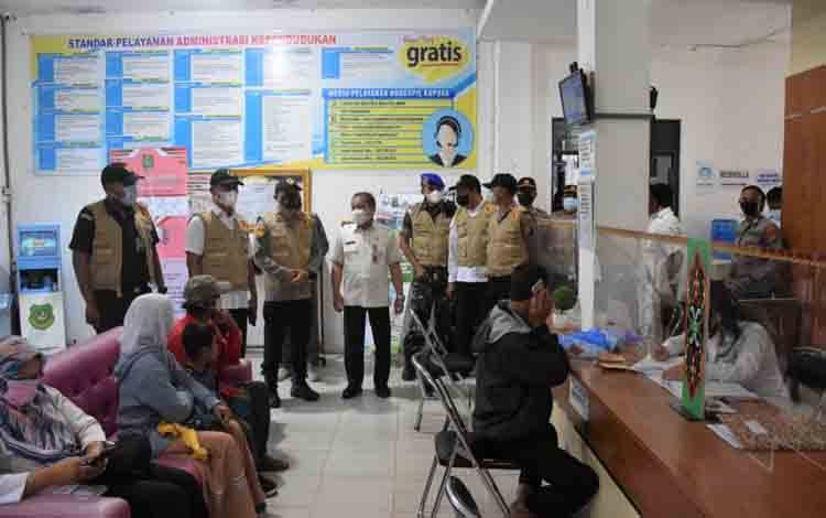 Satgas Saber Pungli Kapuas Sambangi Tempat Pelayanan Publik, Ini Tujuannya