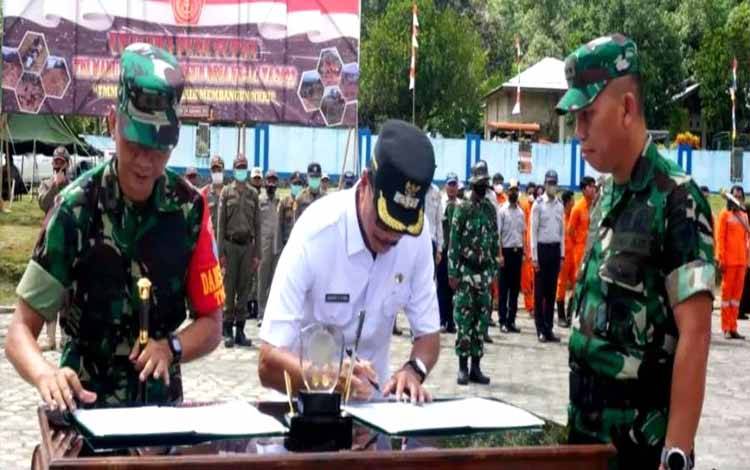 Wakil Bupati Barito Utara Hadiri Penutupan TMMD ke 114