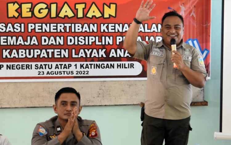 Siswa SMPN Satu Atap Bukit Batu Katingan Ikuti Sosialisasi Penertiban Kenakalan Anak