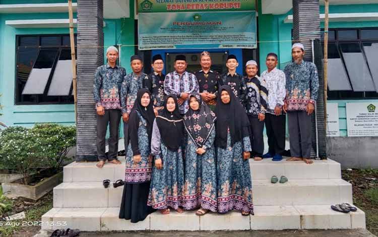 Kasi Bimas Islam Kemenag Kapuas Lakukan Monev ke KUA Tamban Catur