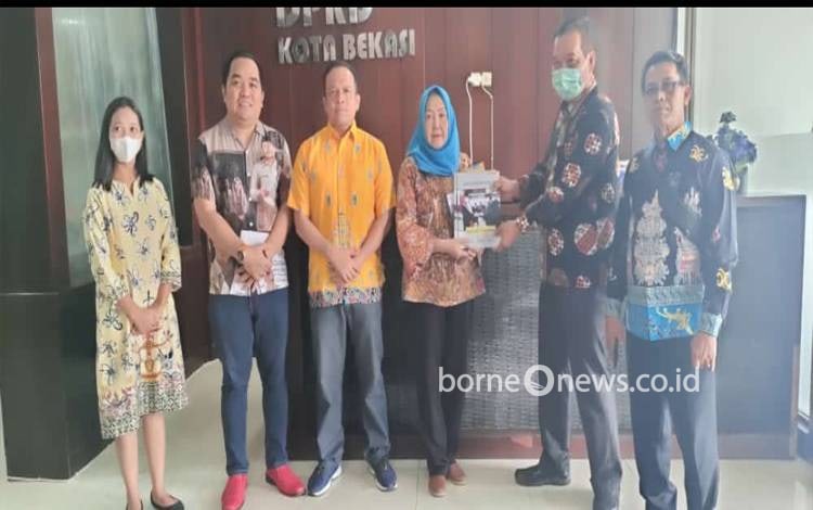 Komisi B DPRD Palangka Raya Pelajari Pengembangan Smart City ke Bekasi
