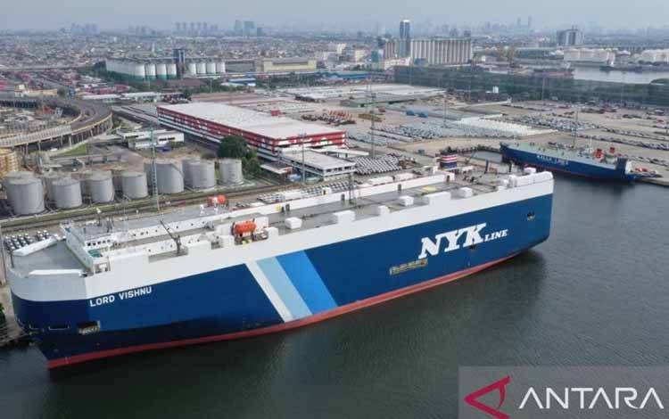 Aktivitas ekspor mobil melalui pelabuhan khusus Tanjung Priok, Jakarta Utara. ANTARA/ HO-IPCC Tanjung Priok