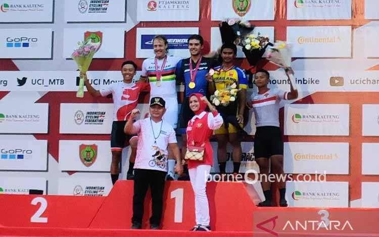 Pebalap Sepeda Prancis dan Jerman Juarai UCI MTB Seri ke 8