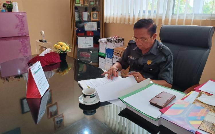 Ketua DPRD Gunung Mas Umumkan Besok akan Ada Rapat Paripurna dengan Agenda Ini