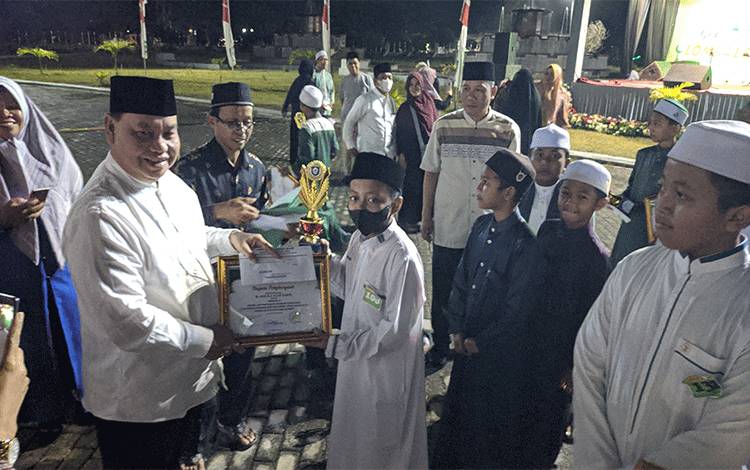 Lomba Azan Sebagai Upaya Pemkab Kotim Cetak Generasi Berakhlak