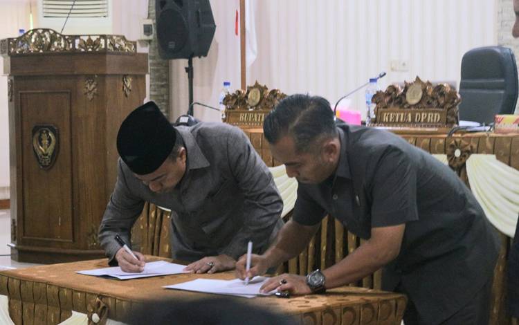 Nota Kesepakatan KUA-PPAS APBD Seruyan Tahun 2023 Ditandatangani