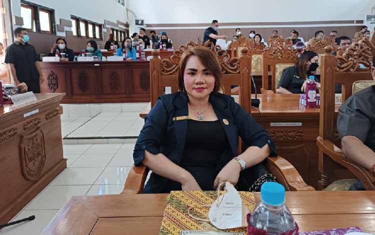 DPRD Gumas Imbau Nakes Segera Suntik Vaksin Booster Kedua