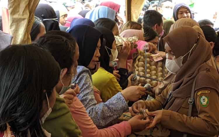 Pasar Murah Pemprov Kalteng Upaya Untuk Jaga Daya Beli Masyarakat dan Kenaikan Harga Bahan Pokok