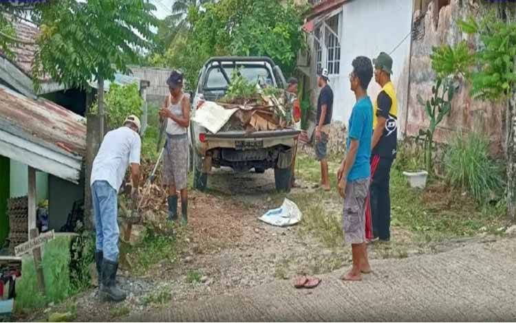 Warga Jalan Pendreh Kerja Bakti Bersihkan Lingkungan Sambut Adipura