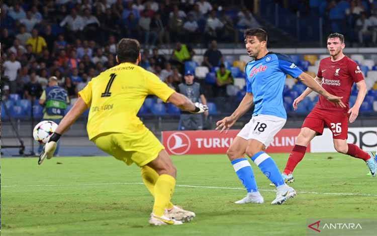 Dicukur 1-4, Liverpool Tidak Berdaya di Kandang Napoli