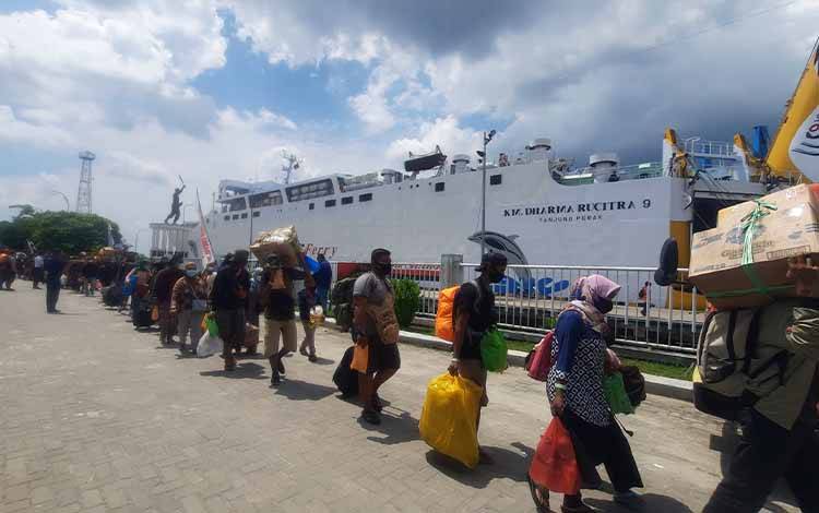Tiket Kapal DLU Kumai Bakal Naik Hingga 14 Persen?