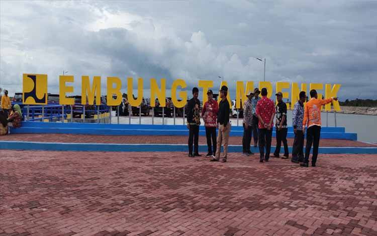 Pembangunan Pipa Transmisi dari Embung Tempenek ke Desa Sungai Baru Selesai Dikerjakan