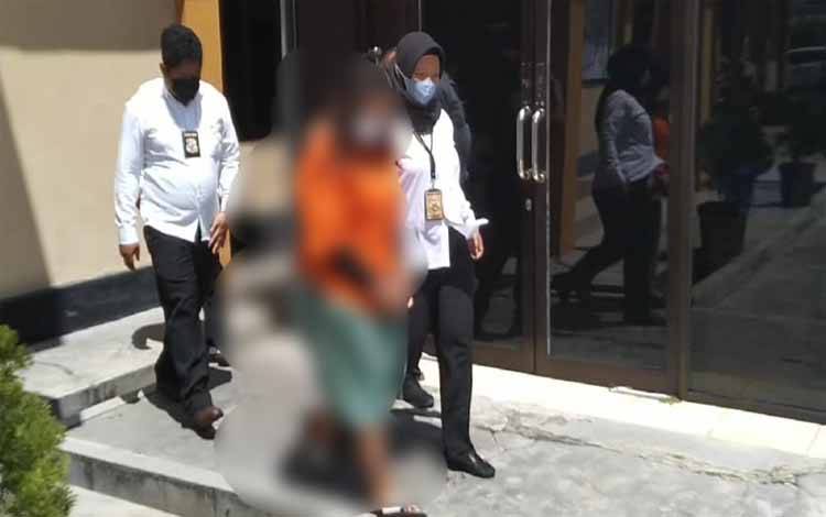 Karena Menangis, Bayi Baru Lahir Dibekap Ibunya Hingga Tewas