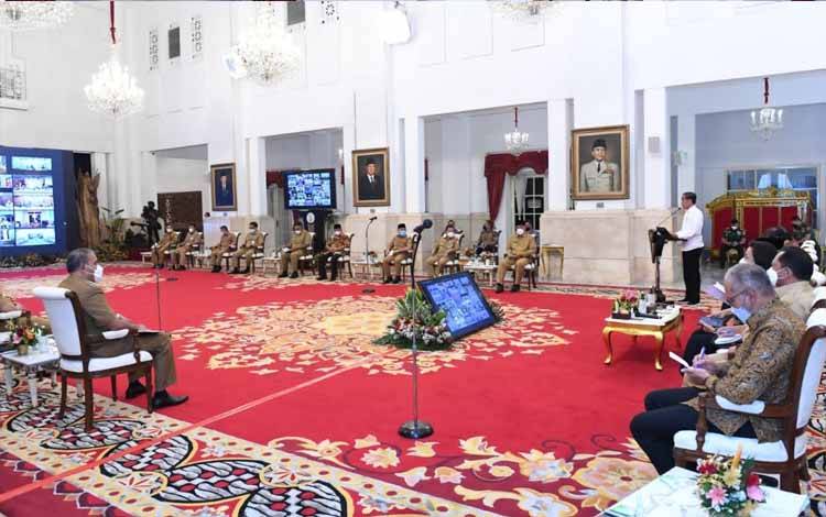 Presiden Minta Daerah Tak Ragu Gunakan APBD Atasi Masalah Inflasi