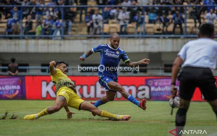 Persib Raih 3 Poin Usai Kalahkan Barito Putera 5-2