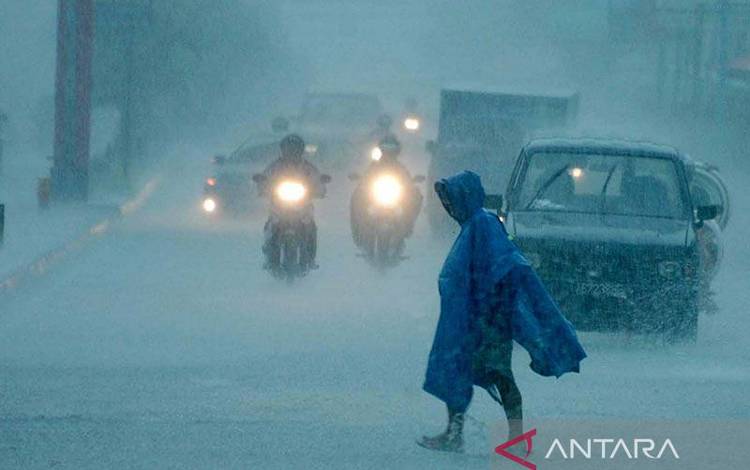 Hujan Ringan hingga Lebat Diprakirakan Turun di Sejumlah Kota Besar