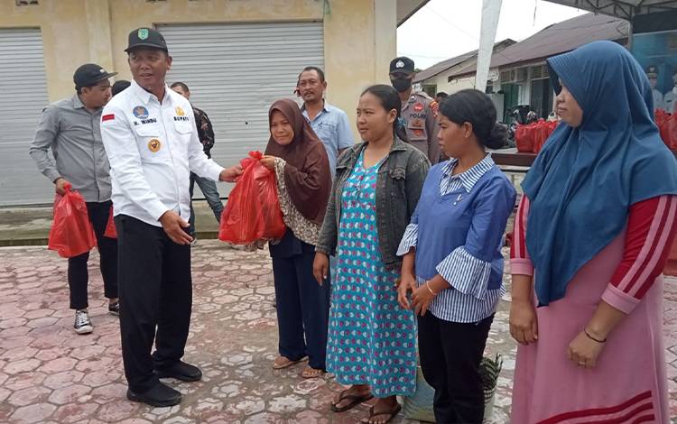 Pemkab Sukamara Gelar Pasar Penyeimbang, Sediakan 5.000 Paket