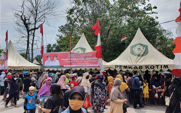 Warga Kecewa Tidak Dapat Kupon Pasar Murah di Sampit